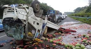 贵州翻车爆料新闻报道最新,悲剧背后的人祸与监管缺失  第3张